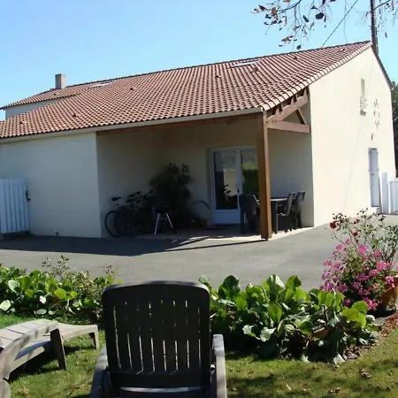 Maison Renovee A La Ferme Avec Jardin Cloture, A Proximite De Pistes Cyclables Et Sentiers - Fr-1-426-199 *