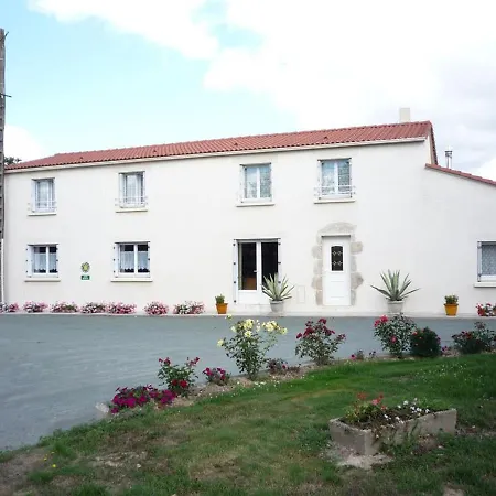 Maison Renovee A La Ferme Avec Jardin Cloture, A Proximite De Pistes Cyclables Et Sentiers - Fr-1-426-199 Holiday home *
